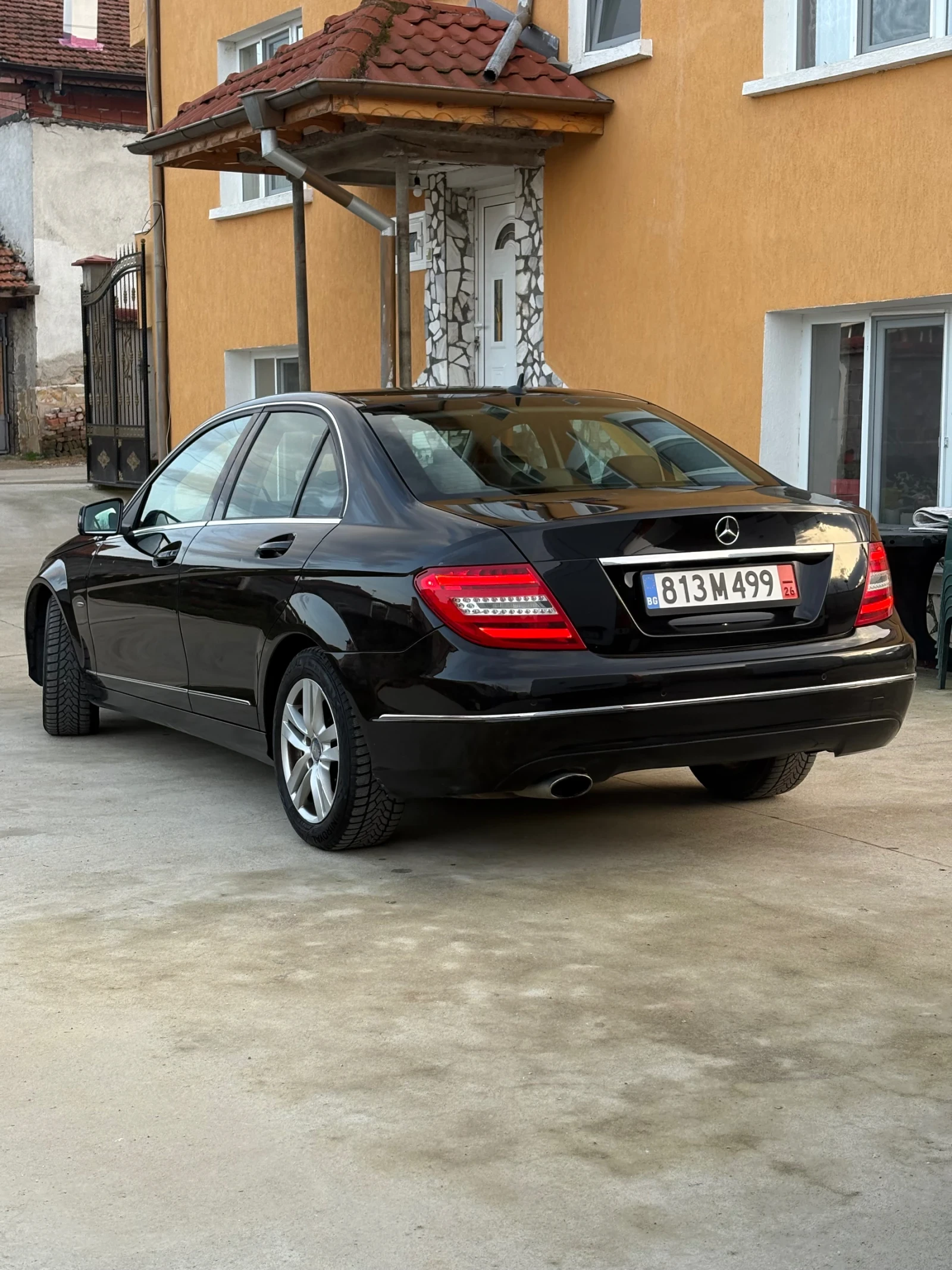 Mercedes-Benz C 250 Avangarde  - изображение 4