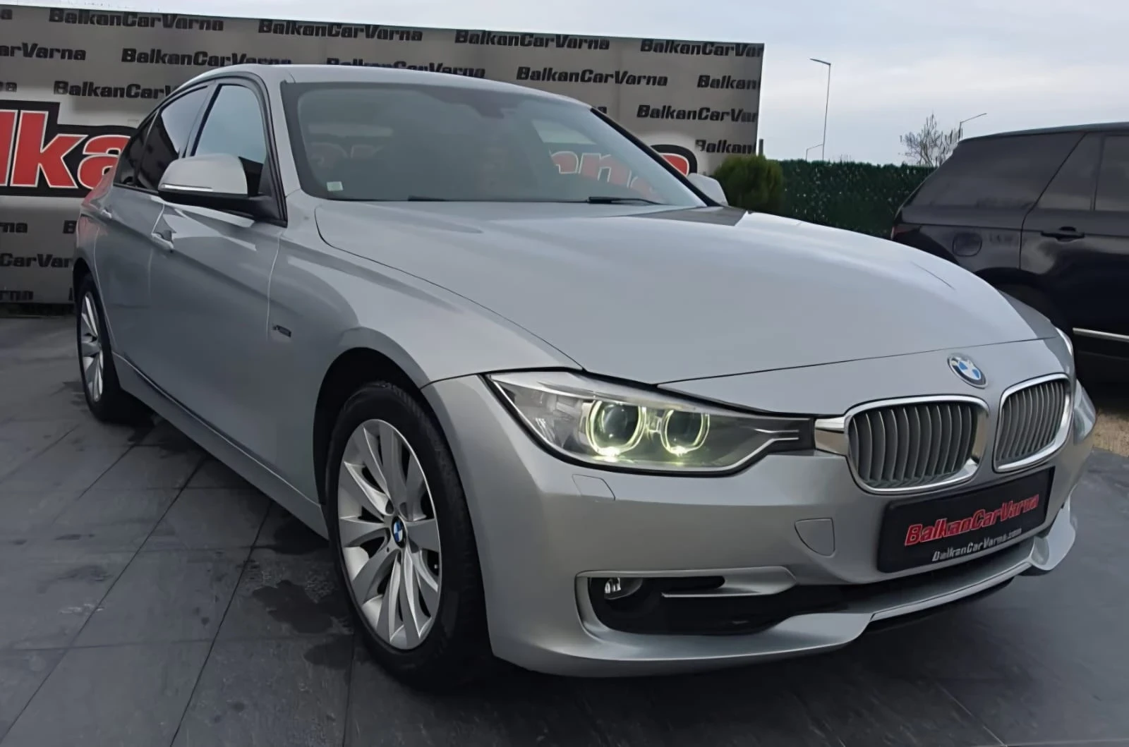 BMW 318  D X-drive Berlina Modern, снимка 9 - Автомобили и джипове - 53953160