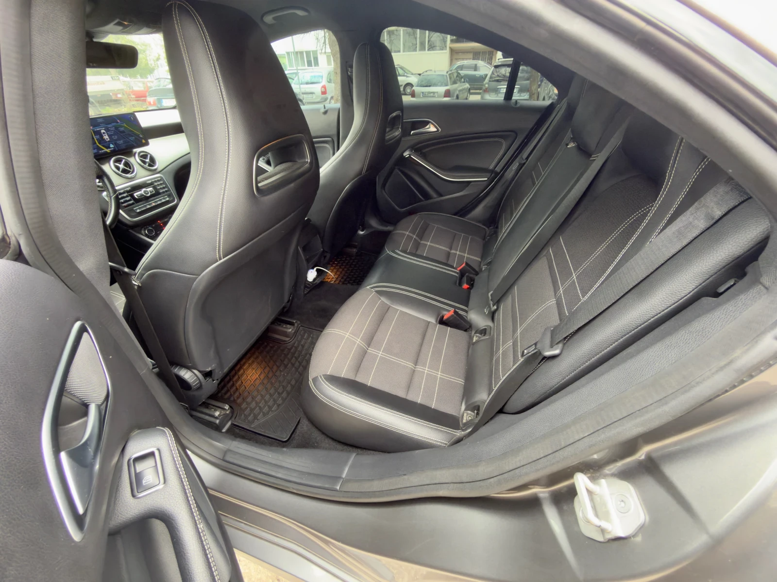 Mercedes-Benz CLA 220 2.2d 177hp, снимка 14 - Автомобили и джипове - 54091602