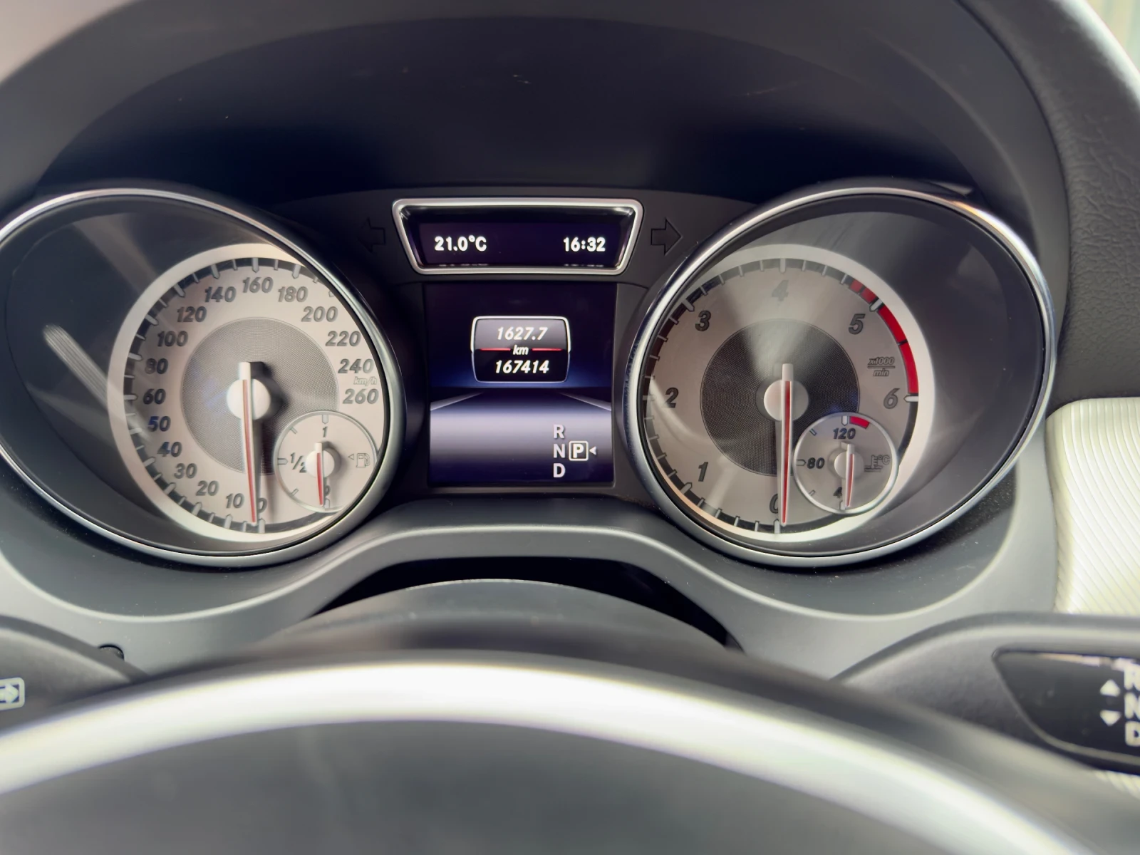 Mercedes-Benz CLA 220 2.2d 177hp, снимка 11 - Автомобили и джипове - 54091602