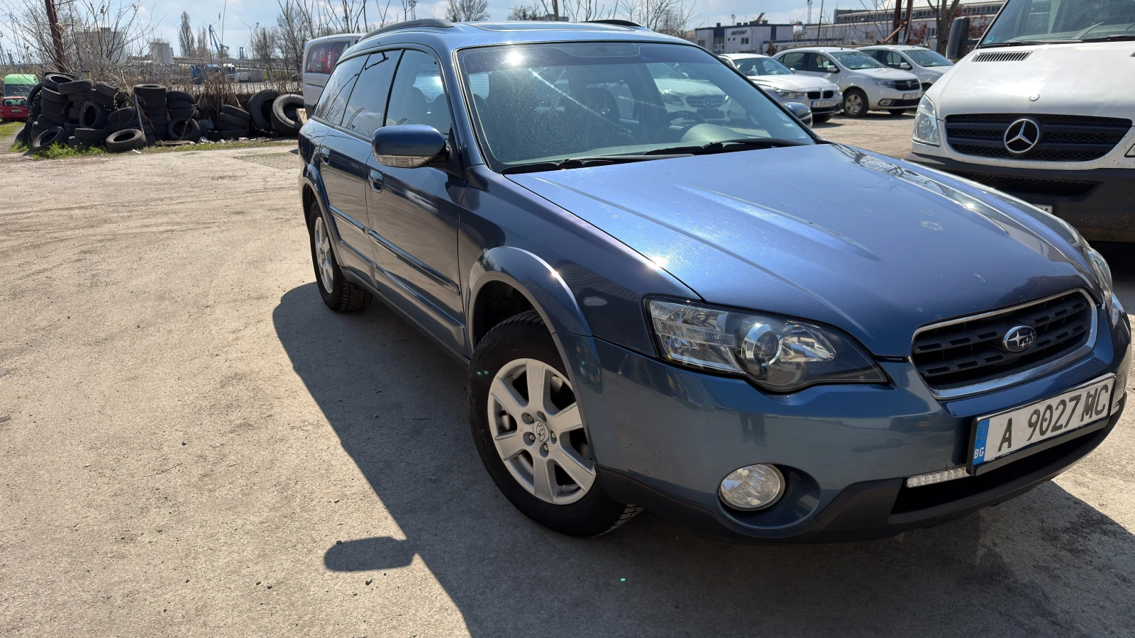 Subaru Outback 2004, снимка 16 - Автомобили и джипове - 54100404
