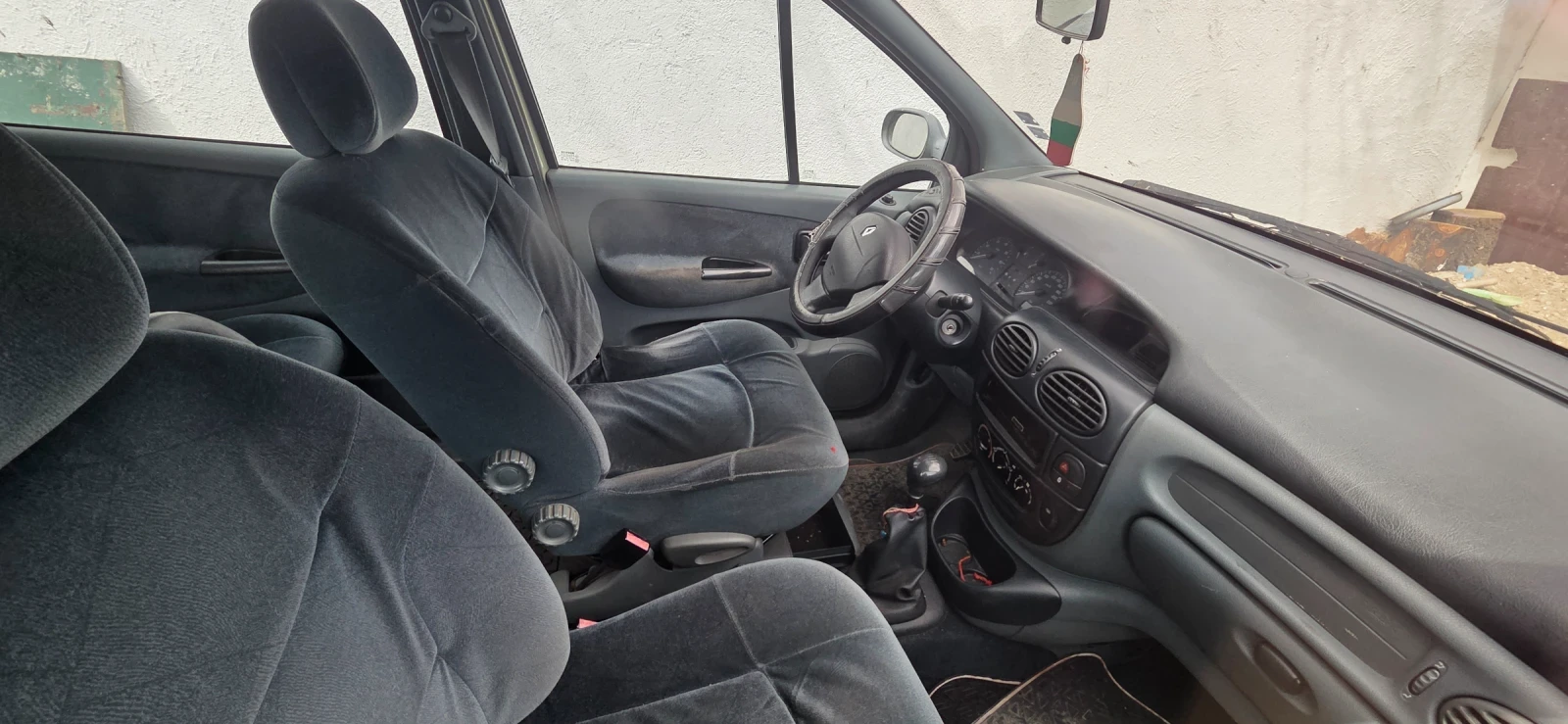 Renault Megane, снимка 3 - Автомобили и джипове - 54412558