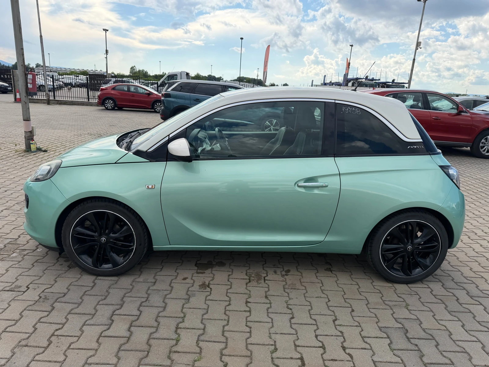 Opel Adam 1.4i KOJA EURO 5, снимка 9 - Автомобили и джипове - 55043084