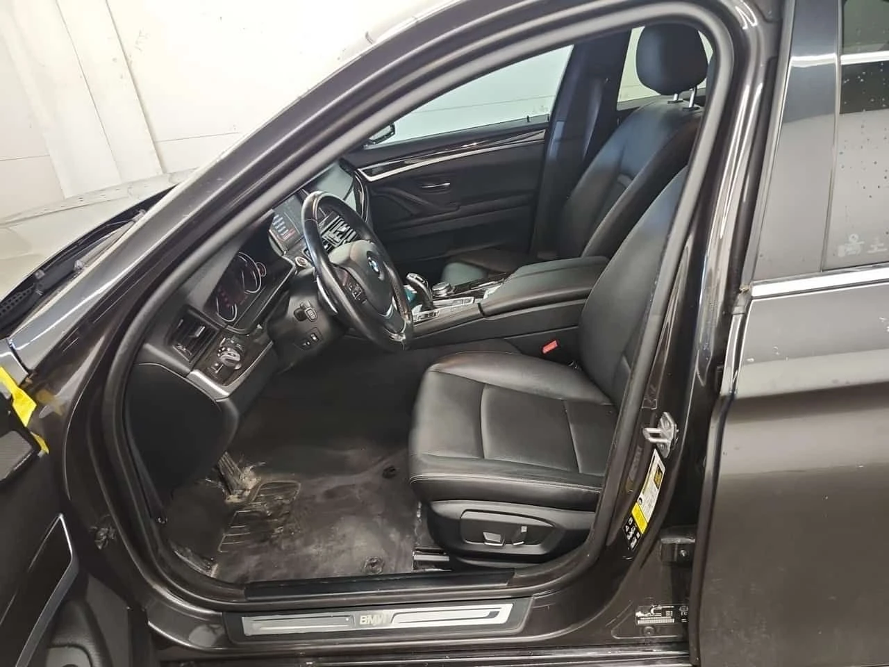 BMW 535 | 535I XDRIVE | CARFAX | БЕЗ ПЪРВОНАЧАЛНА ВНОСКА, снимка 10 - Автомобили и джипове - 55094125