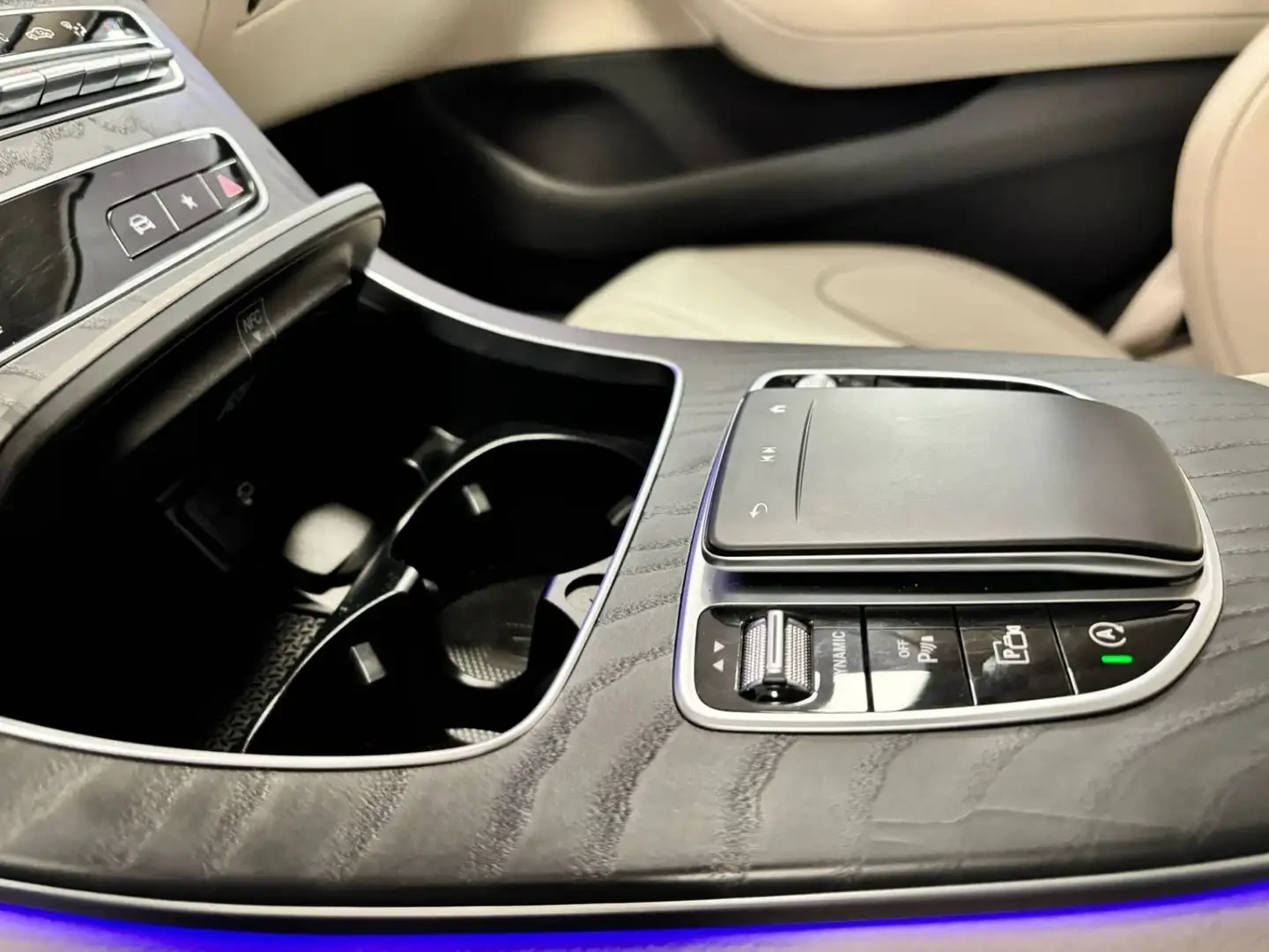 Mercedes-Benz CLS 450 AMG* BURMESTER* 4MATIC* 57к км, снимка 11 - Автомобили и джипове - 55185999