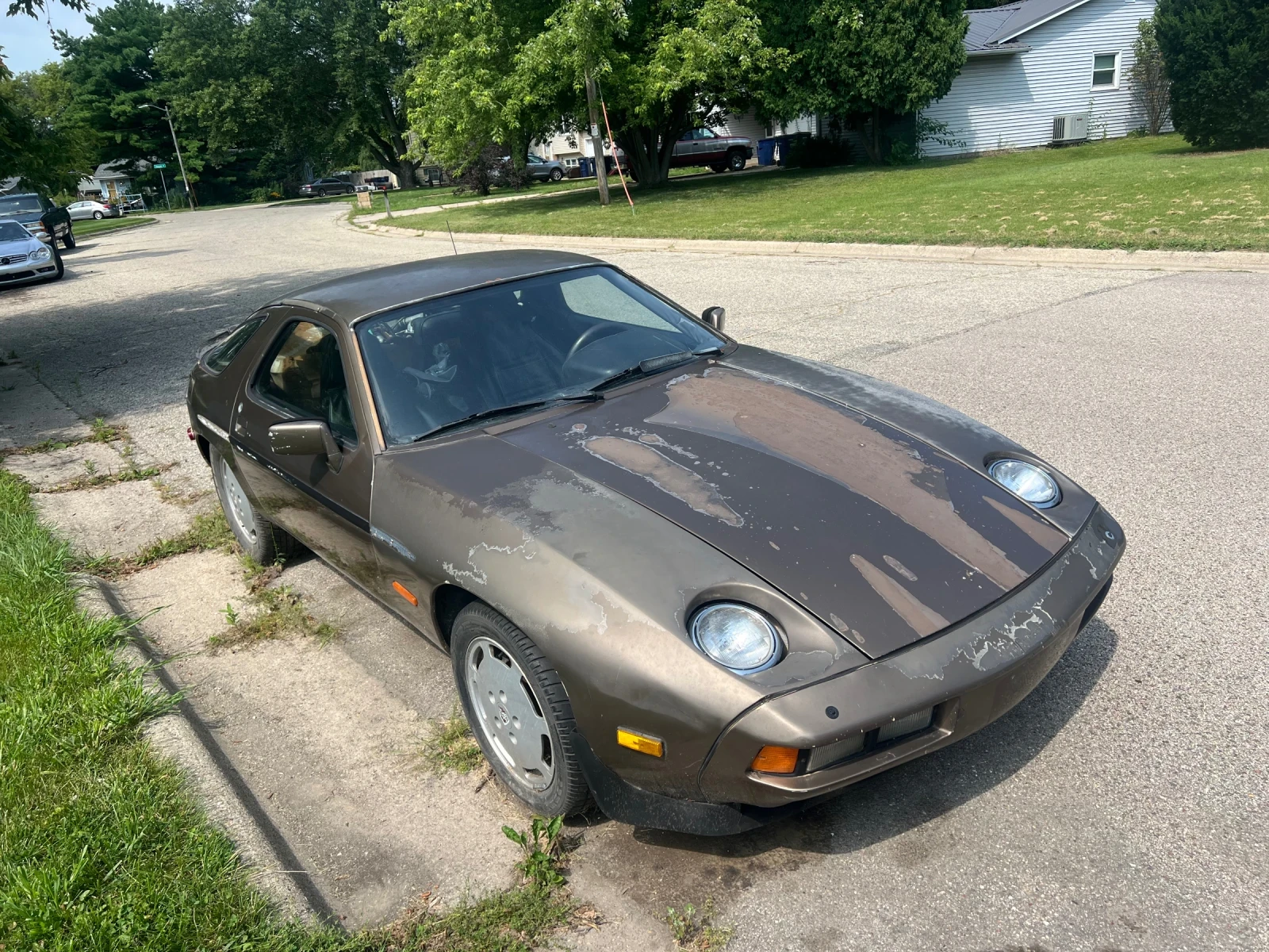 Porsche 928 S, снимка 2 - Автомобили и джипове - 55351904