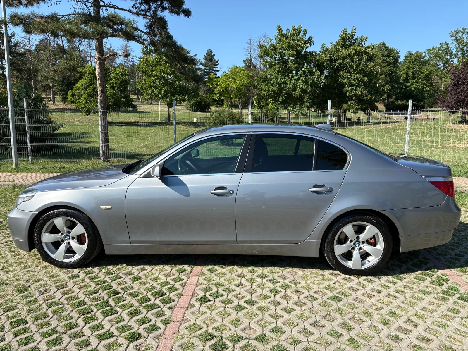 BMW 530, снимка 6 - Автомобили и джипове - 55486131
