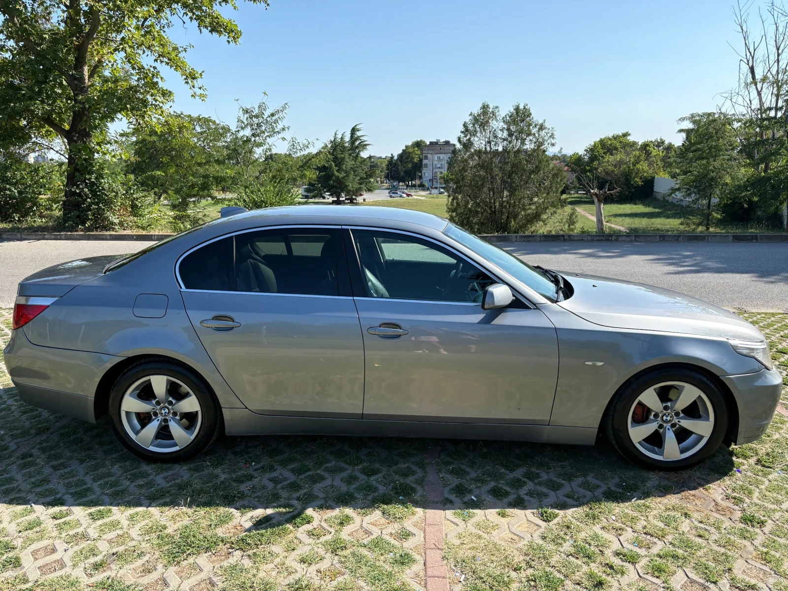 BMW 530, снимка 5 - Автомобили и джипове - 55486131