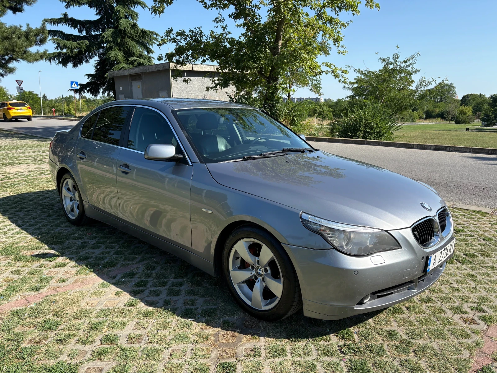 BMW 530, снимка 4 - Автомобили и джипове - 55486131
