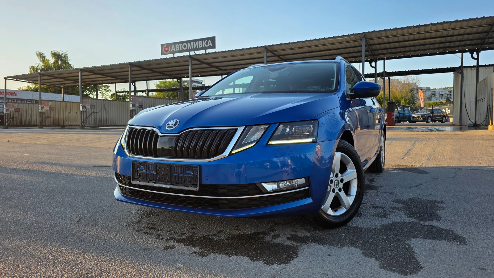 Skoda Octavia DISTRONIC/NAVI/FUL-FUL, снимка 3 - Автомобили и джипове - 55678086