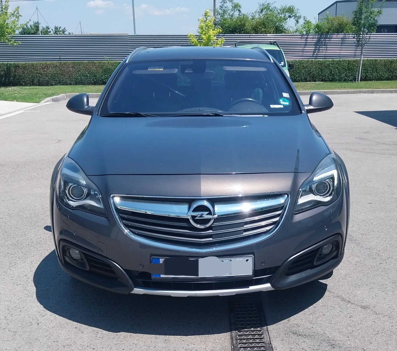 Opel Insignia 2.0 Bi-turbo 195k.c 4x4 Full , снимка 2 - Автомобили и джипове - 55741773