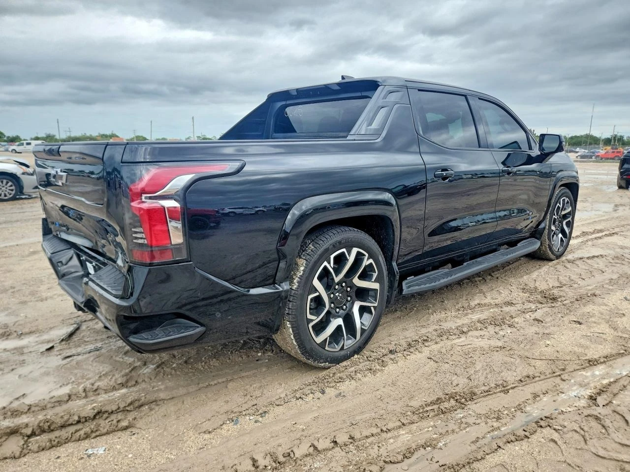 Chevrolet Silverado EV RST, снимка 3 - Автомобили и джипове - 55832700