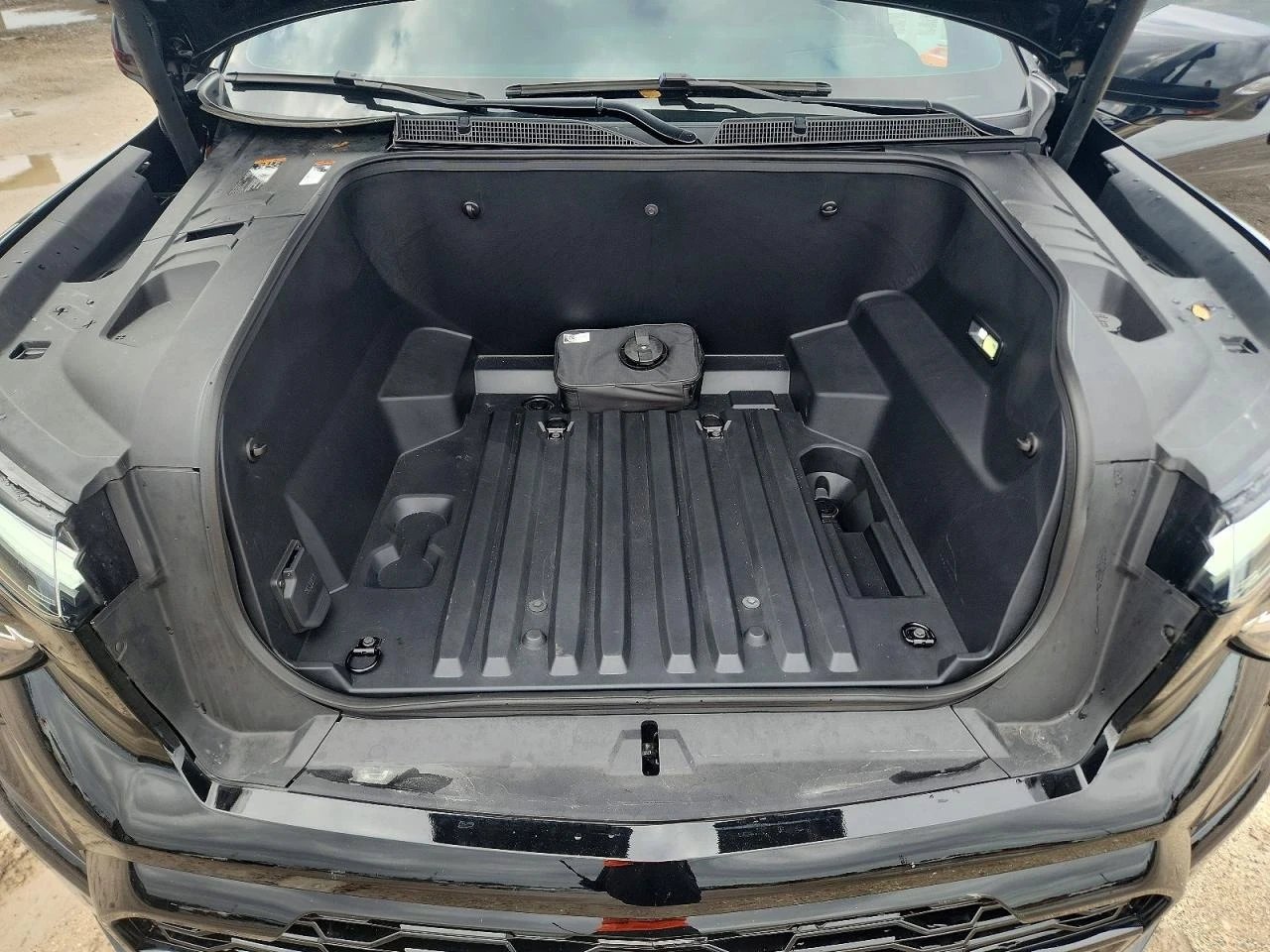Chevrolet Silverado EV RST, снимка 11 - Автомобили и джипове - 55832700