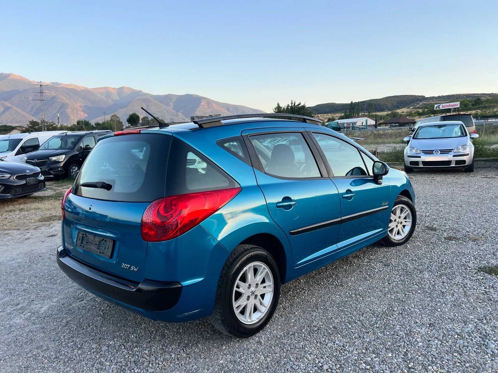 Peugeot 208 1.4 SW, снимка 3 - Автомобили и джипове - 56012514