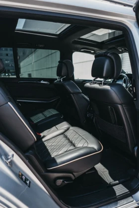 Mercedes-Benz GL 550 AMG| Designo| Harman| 360| SoftClose| Сменени вери, снимка 15