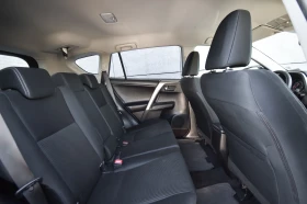 Toyota Rav4 2.2 D, снимка 9