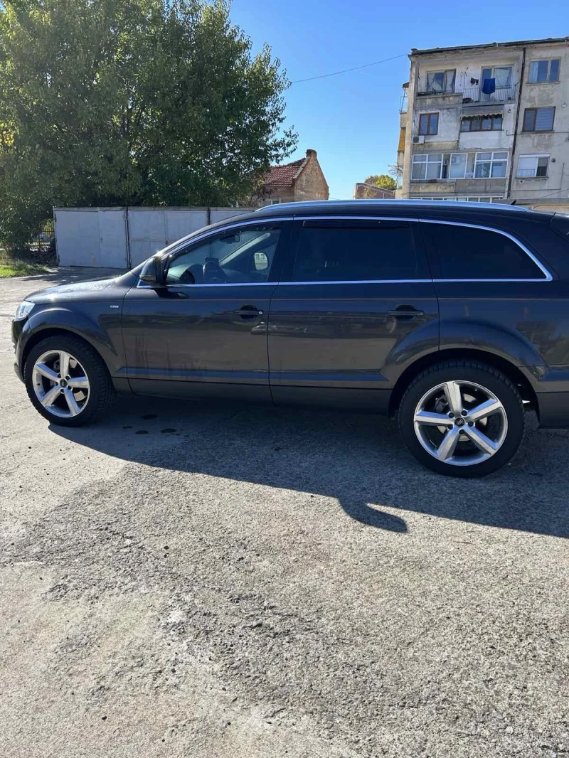 Audi Q7, снимка 7 - Автомобили и джипове - 47757557