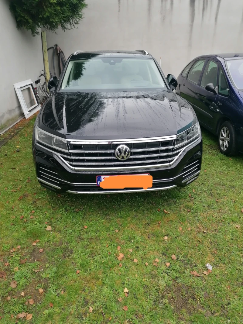 VW Touareg, снимка 1 - Автомобили и джипове - 47777179