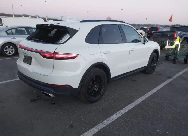 Porsche Cayenne, снимка 4 - Автомобили и джипове - 48665007