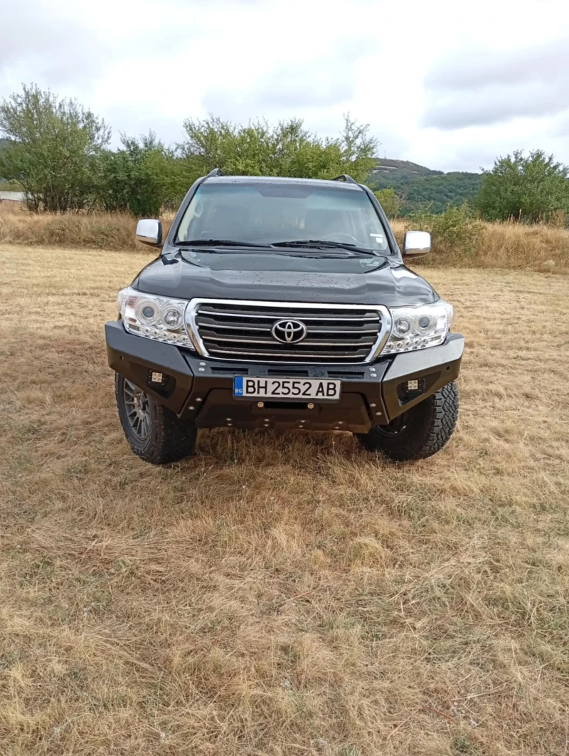 Toyota Land cruiser 200, снимка 2 - Автомобили и джипове - 51874452