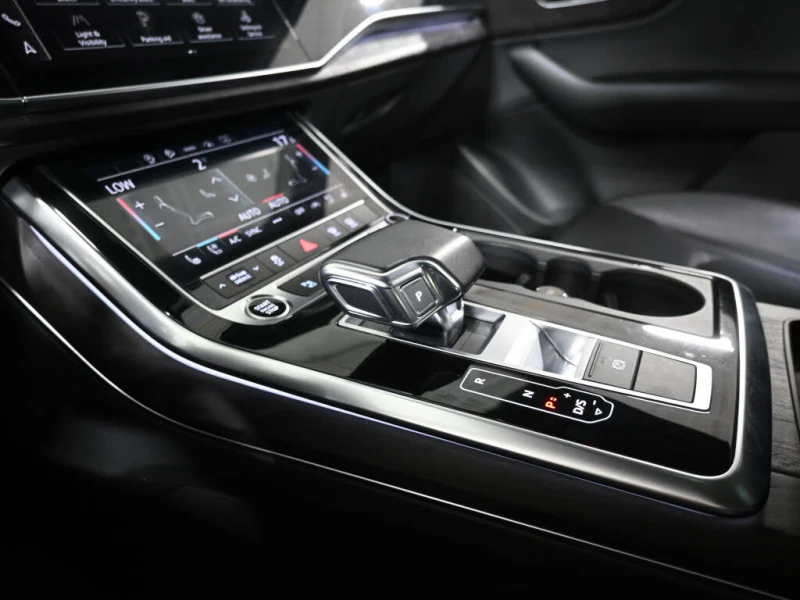 Audi Q7 2021* Progressiv 55 TFSI, снимка 11 - Автомобили и джипове - 52212962