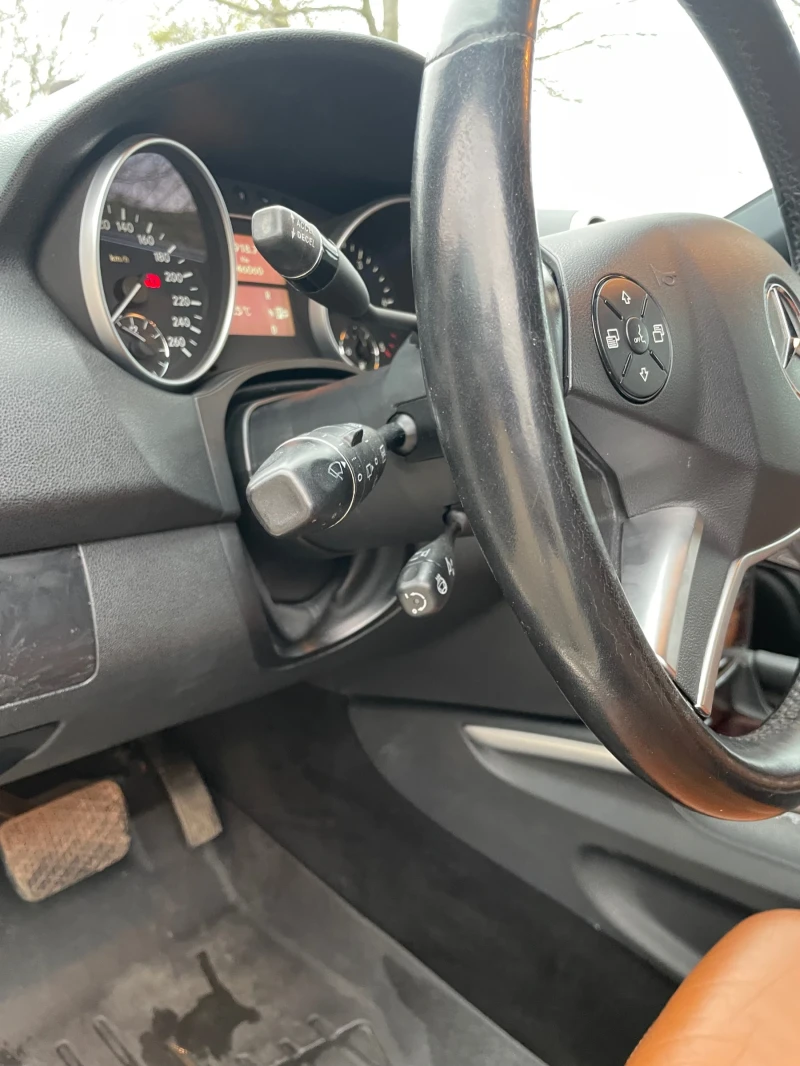 Mercedes-Benz ML 350, снимка 11 - Автомобили и джипове - 52788112