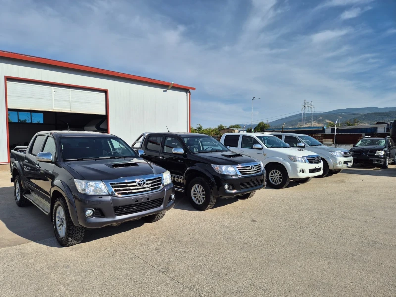 Toyota Hilux Пикап 4х4, снимка 14 - Автомобили и джипове - 53015710