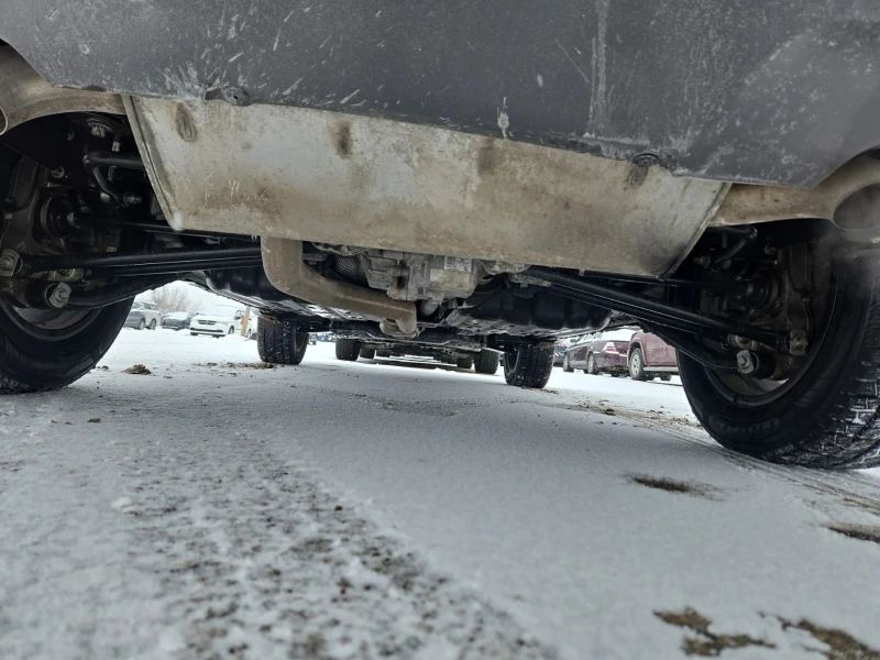 Jeep Compass 2L 4cyl 4WD, снимка 8 - Автомобили и джипове - 53519815