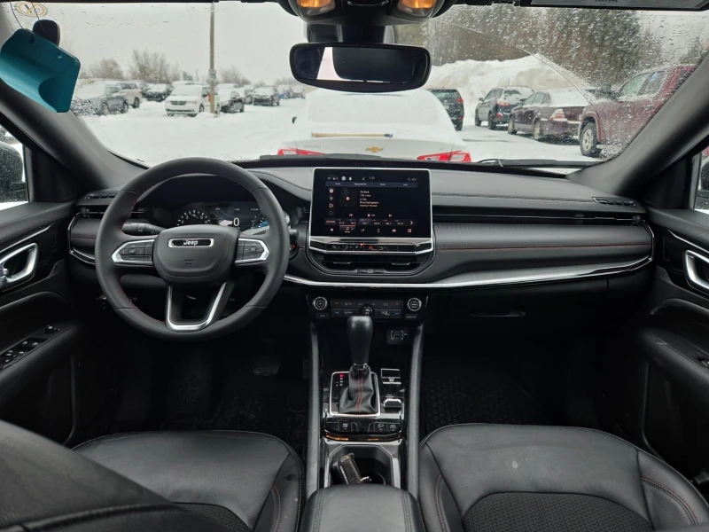 Jeep Compass 2L 4cyl 4WD, снимка 3 - Автомобили и джипове - 53519815