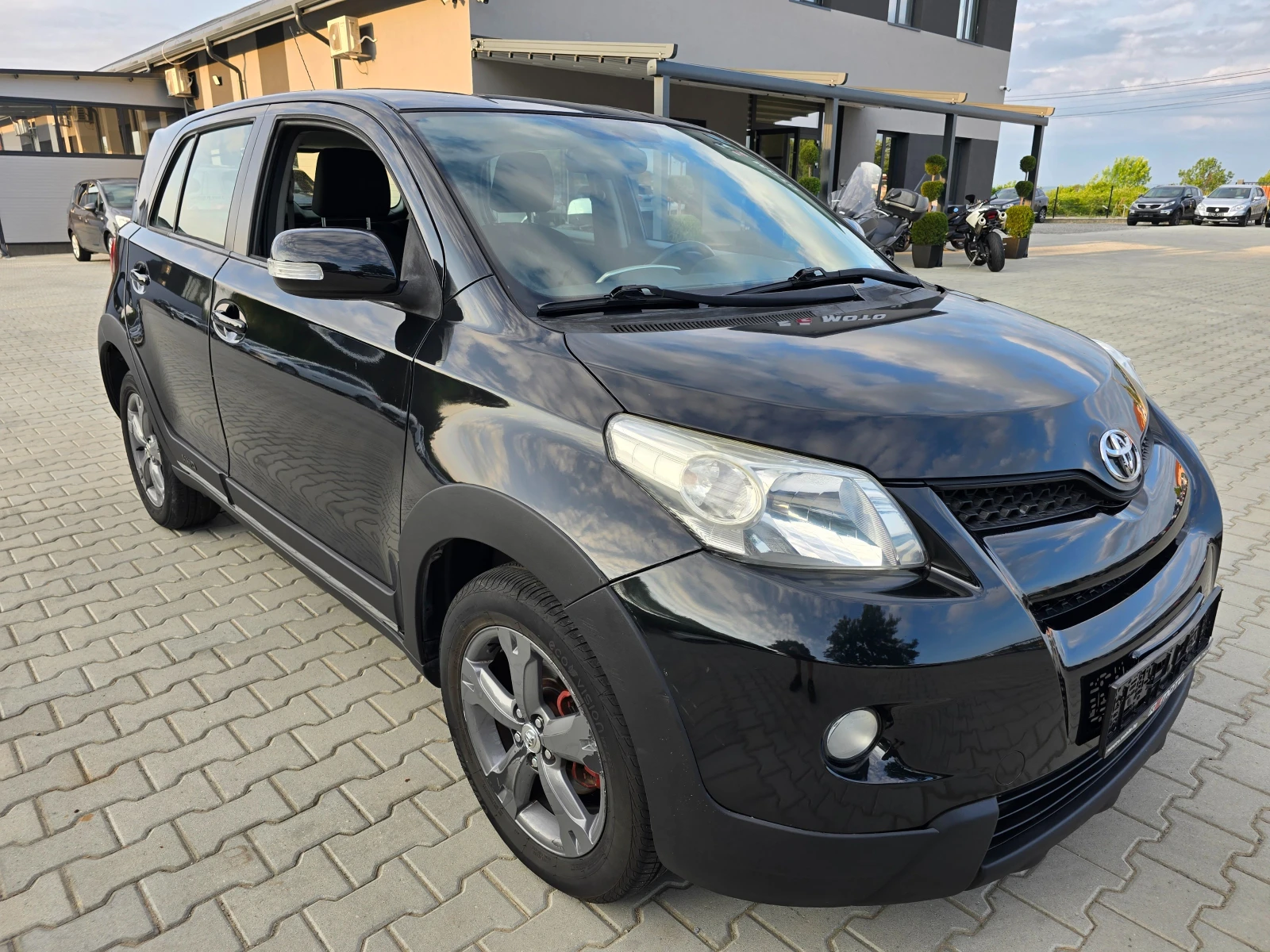 Toyota Urban Cruiser 1.4D4D, 90к.с., 6ск., 4х4! - изображение 2