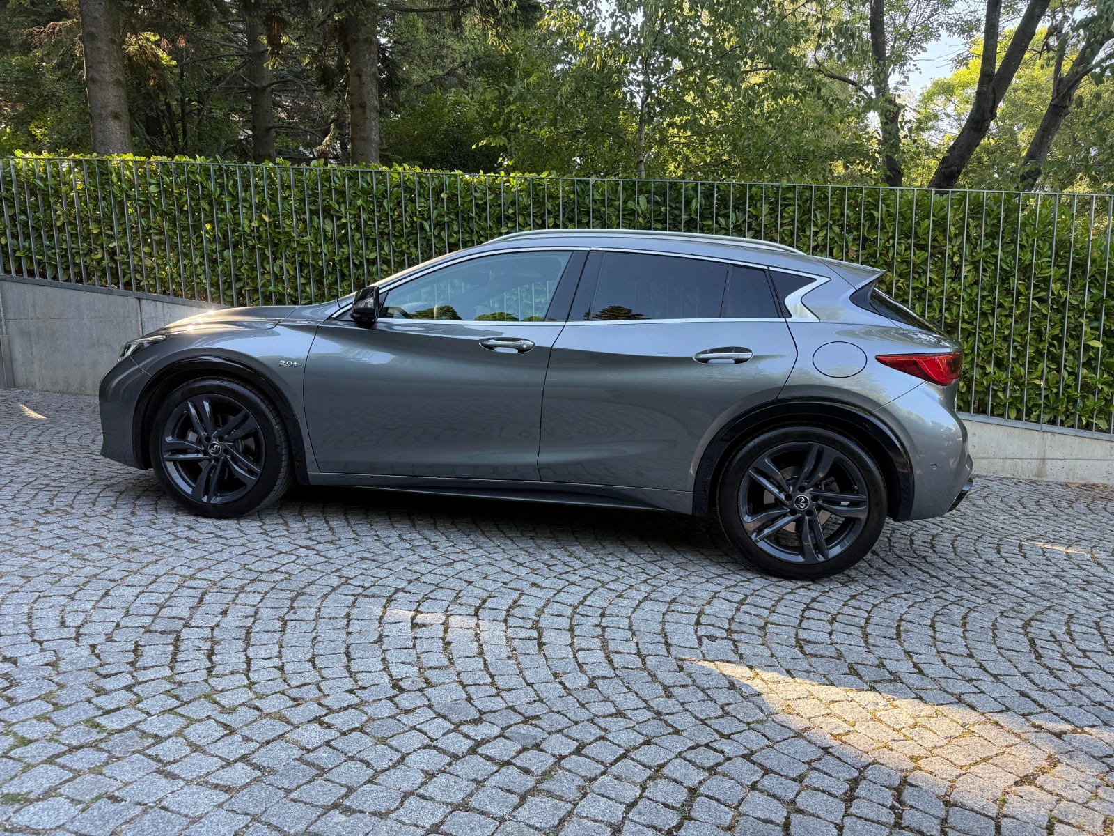 Infiniti Q30 S - изображение 4