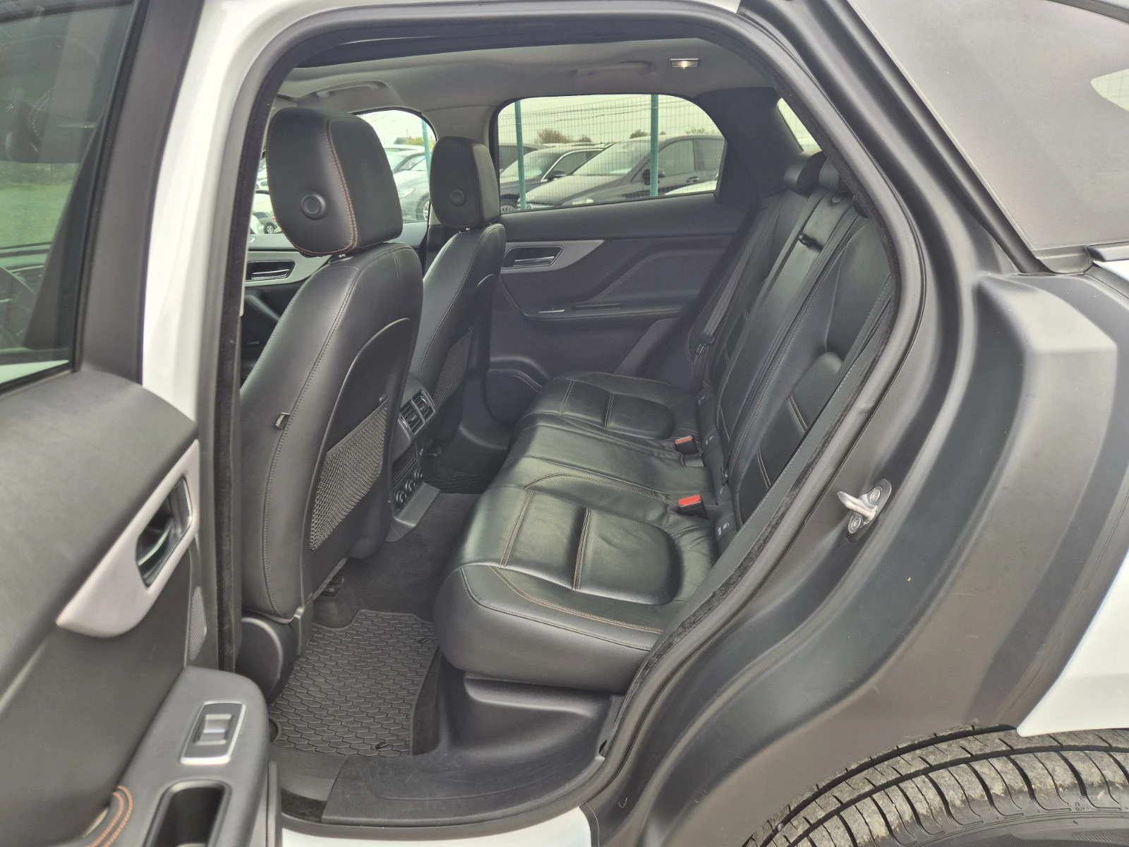 Jaguar F-PACE 2.0 D 180k.c 4x4  | Mobile.bg   12