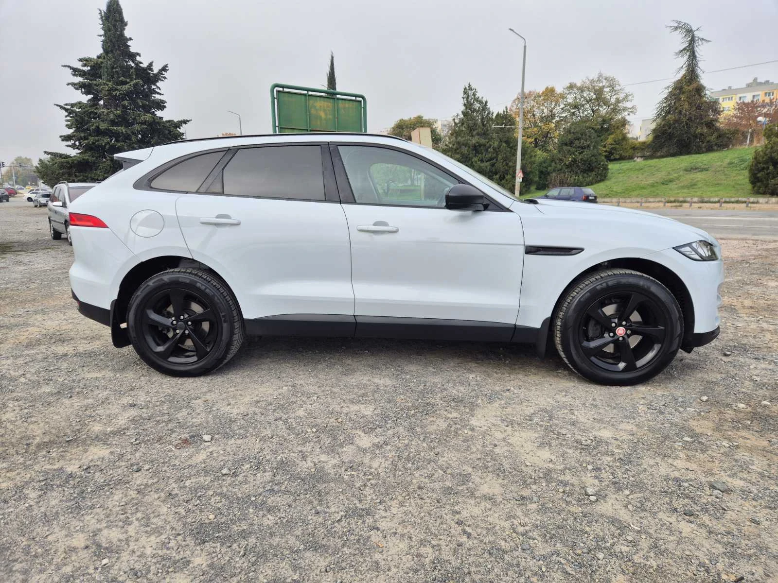 Jaguar F-PACE 2.0 D 180k.c 4x4  | Mobile.bg   6