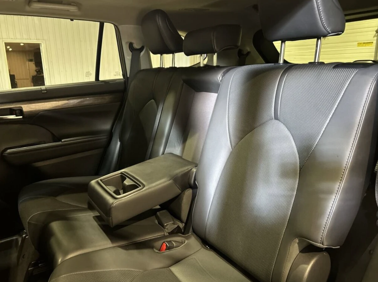 Toyota Highlander 2021 Toyota Highlander Limited - изображение 9