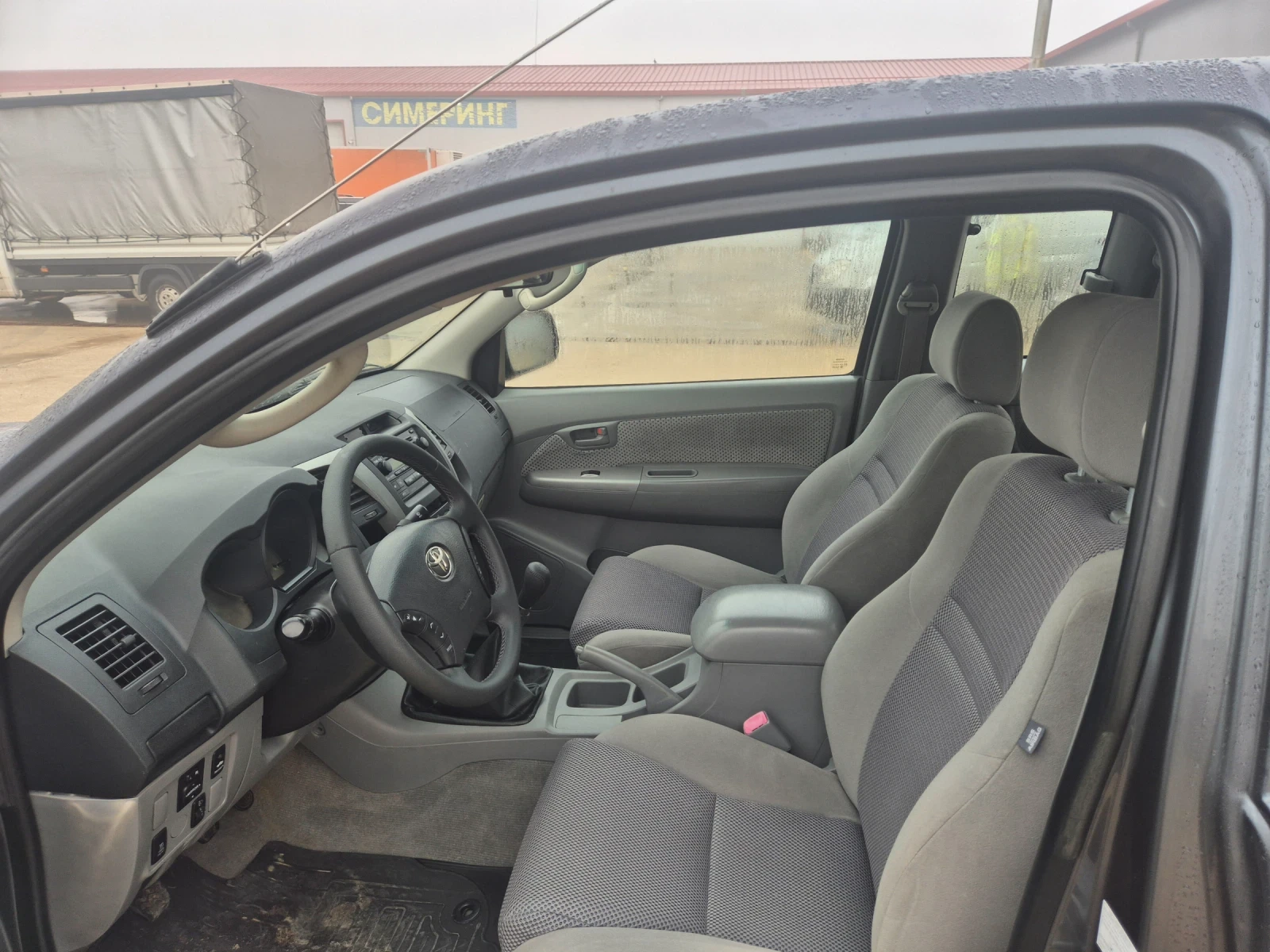 Toyota Hilux ����� 4�4 | Mobile.bg � ����������� 10