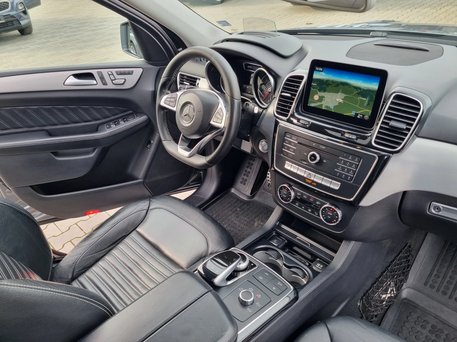 Mercedes-Benz GLE 350 = AMG, DISTRONIC, 360`HUD, ПАНОРАМА, LED, ВАКУУМ - изображение 8