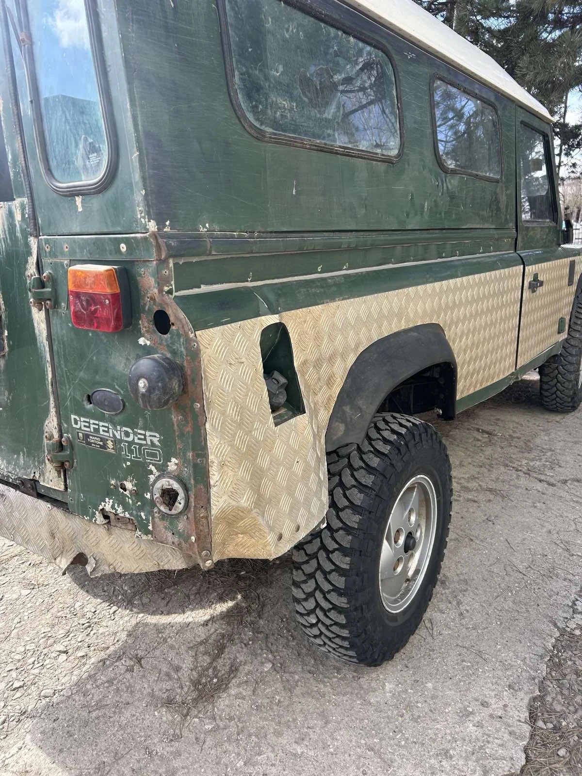 Land Rover Defender, снимка 7 - Автомобили и джипове - 53802540