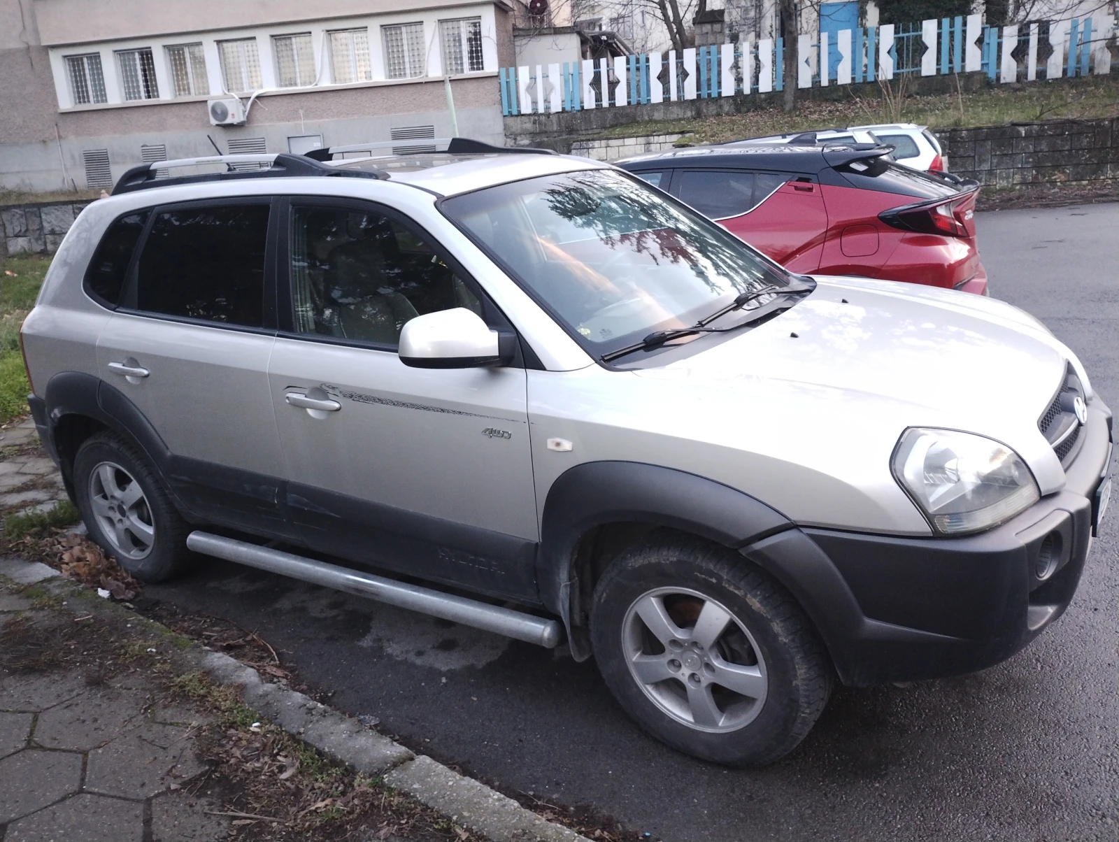 Hyundai Tucson 4* 4, снимка 4 - Автомобили и джипове - 54312031