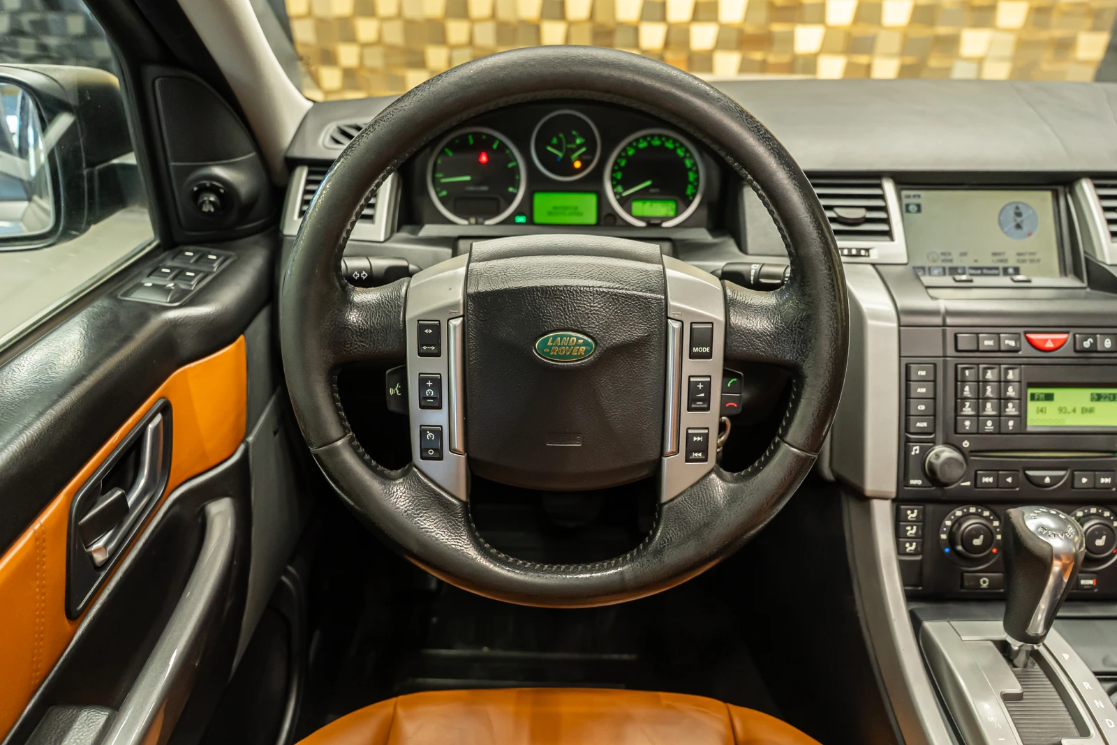 Land Rover Range Rover Sport HSE, снимка 11 - Автомобили и джипове - 54407309