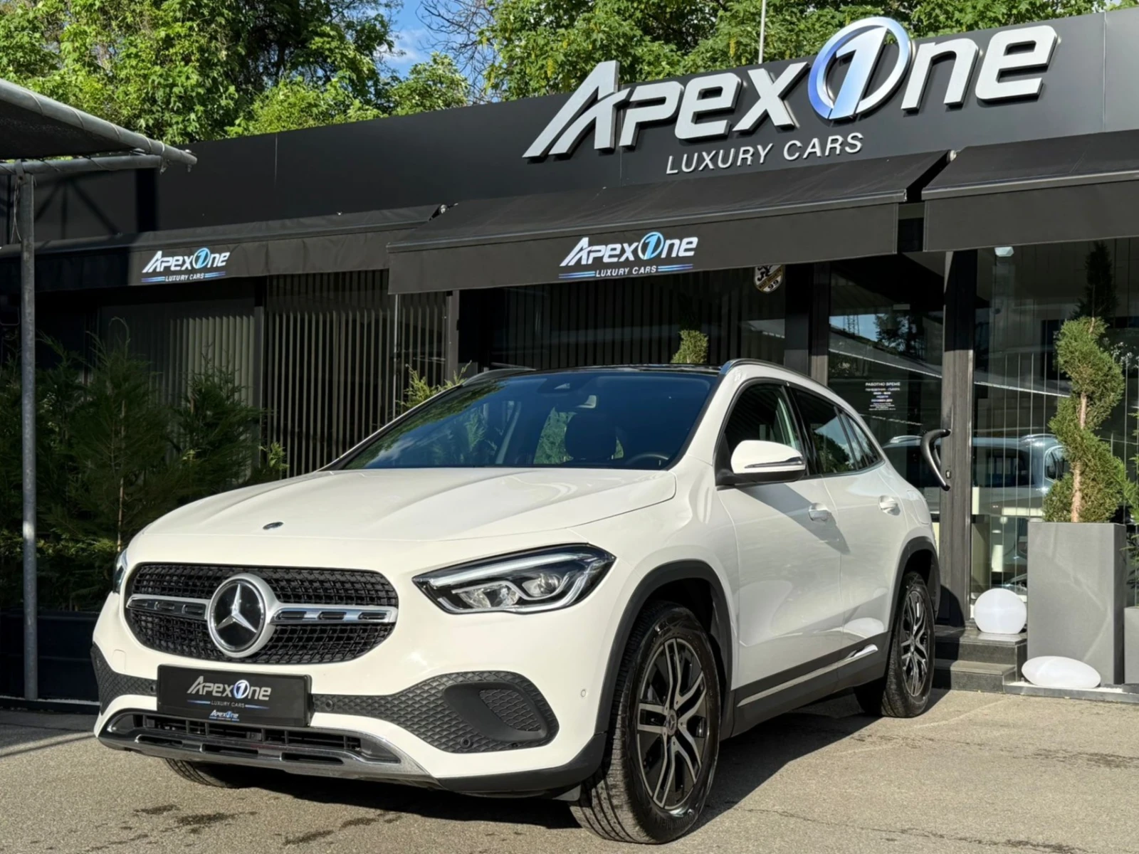 Mercedes-Benz GLA 250 E, снимка 2 - Автомобили и джипове - 54526604