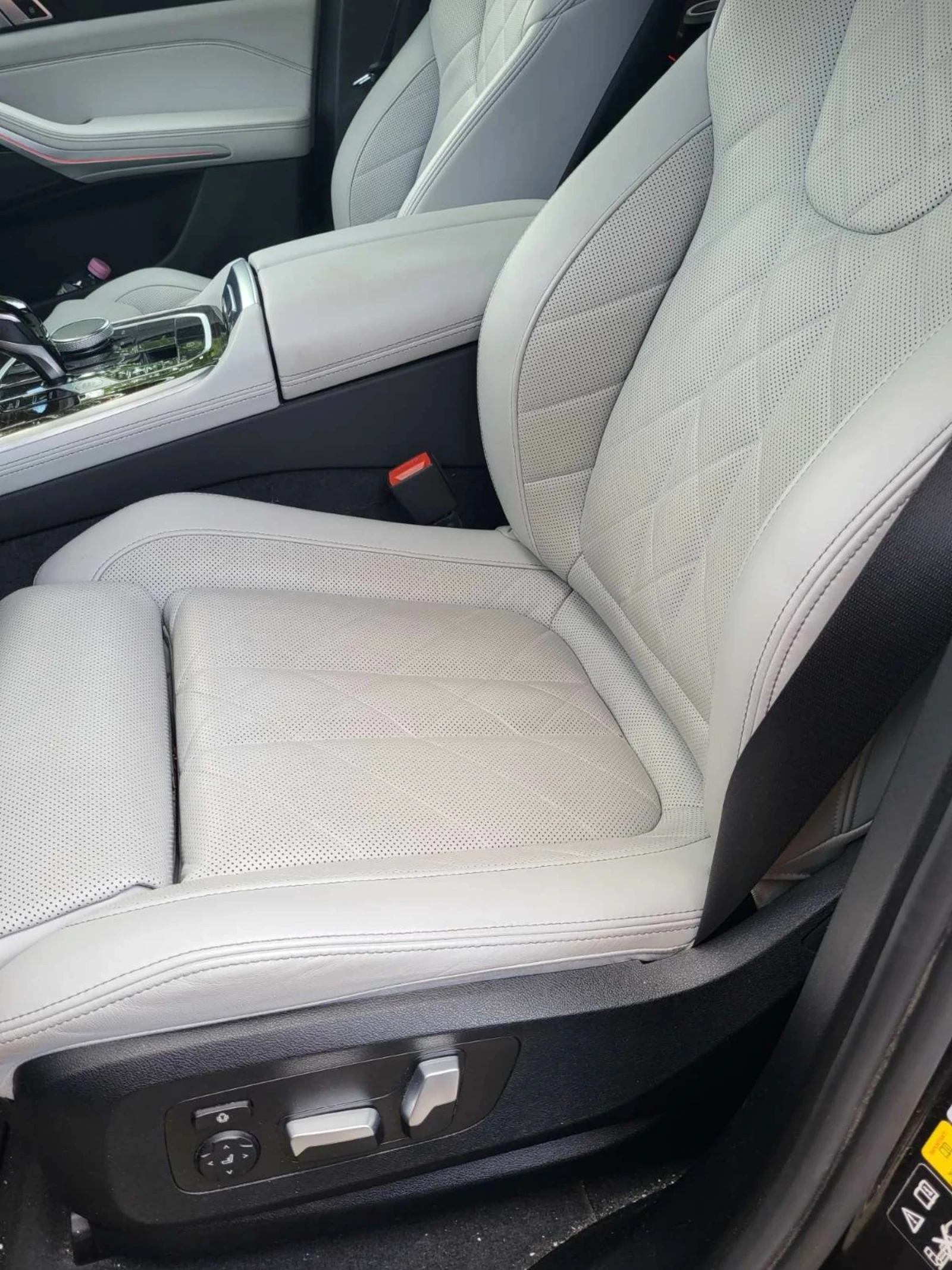 BMW X5 xDrive 40i Luxury, снимка 16 - Автомобили и джипове - 54786012