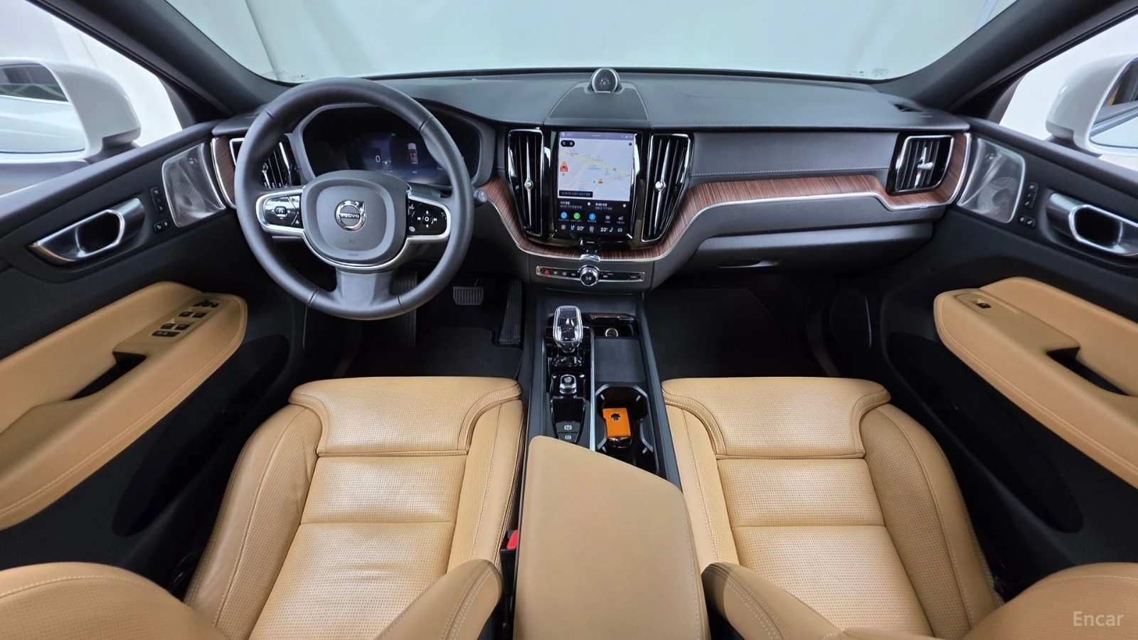 Volvo XC60 B5* ULTRA BRIGHT* Bowers&Wilkins* PANO* ПОДГРЕВ* О, снимка 6 - Автомобили и джипове - 55529744