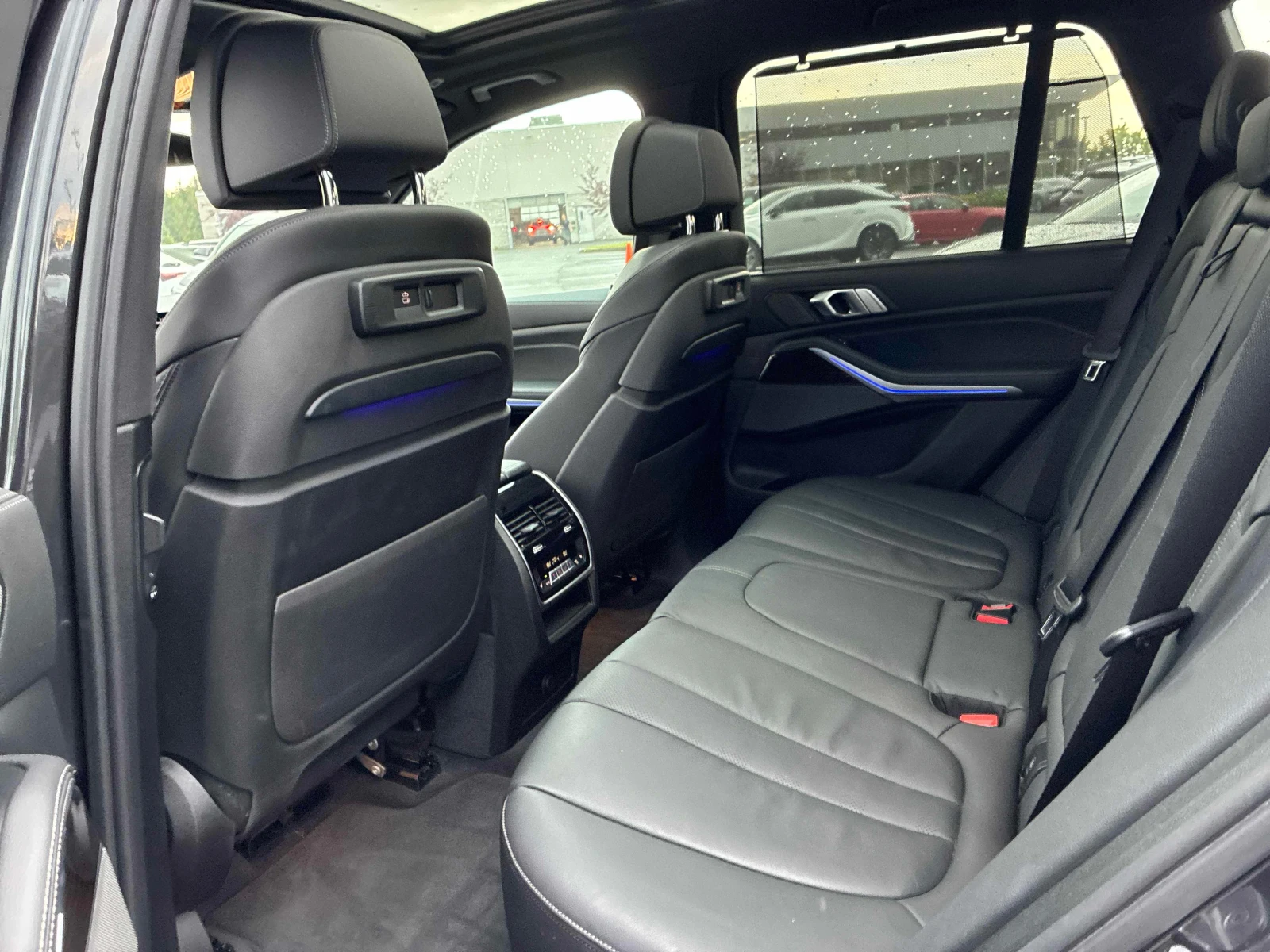 BMW X5 * xDrive40i * CARFAX * ОПЦИЯ ЗА ФИНАНСИРАНЕ, снимка 13 - Автомобили и джипове - 55838989
