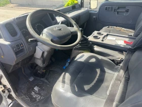 Nissan Capstar На части , снимка 9