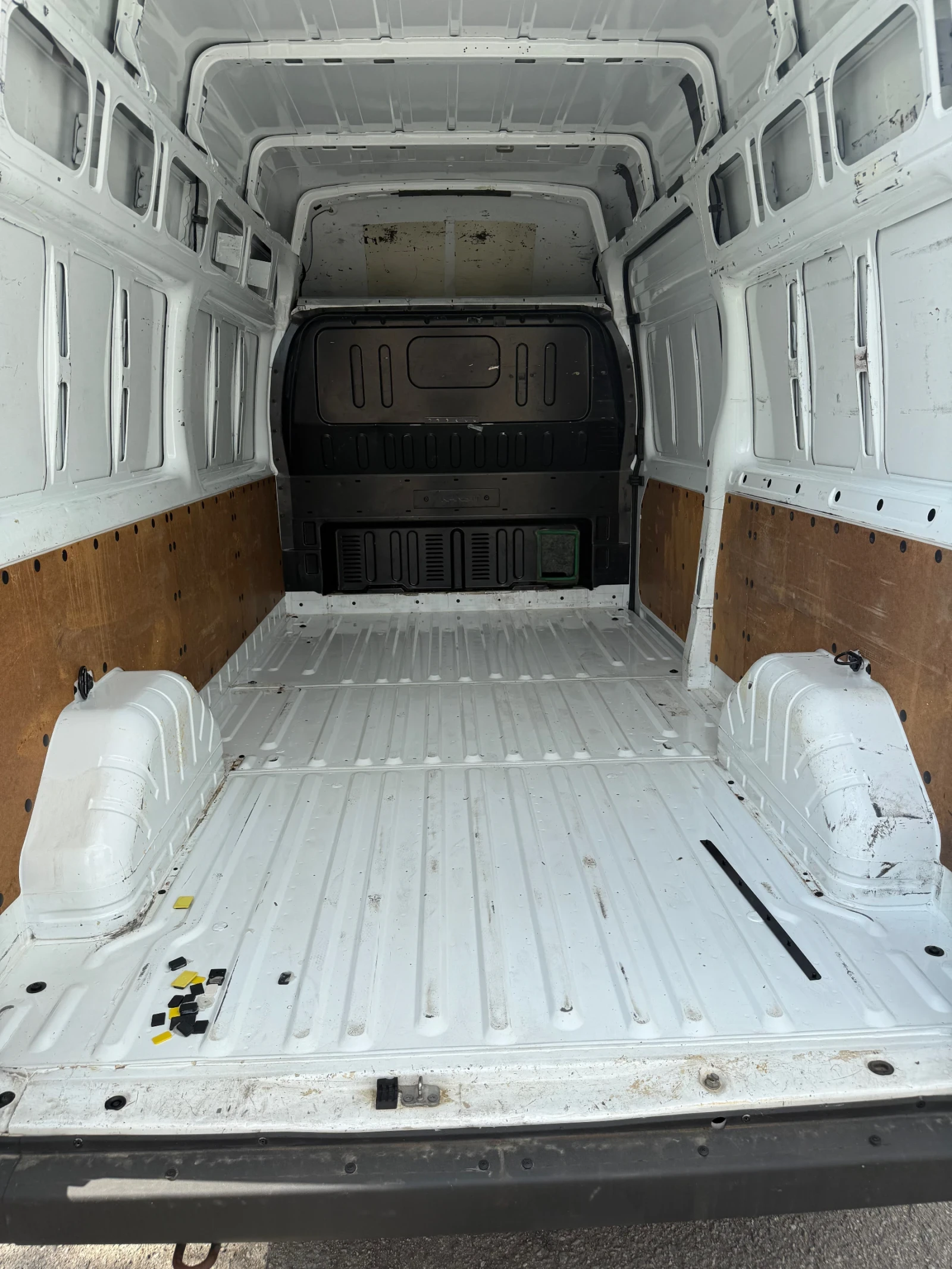 Ford Transit 2.2, снимка 8 - Бусове и автобуси - 54691941