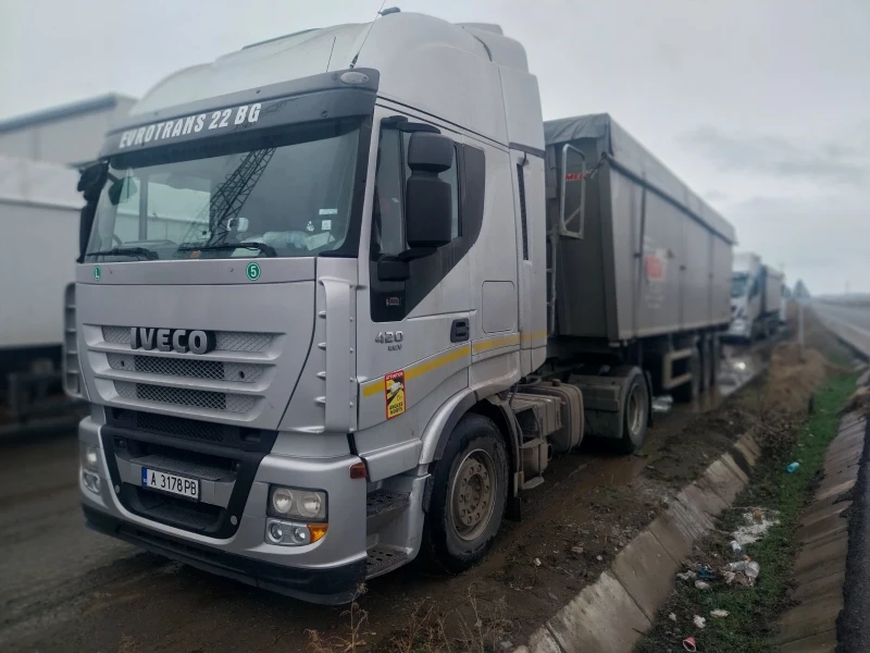 Iveco Stralis, снимка 3 - Камиони - 49184298