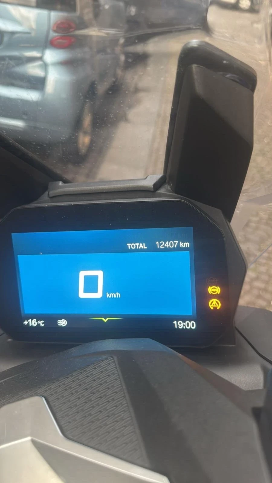 BMW C 400X. - 13000км реални - изображение 10