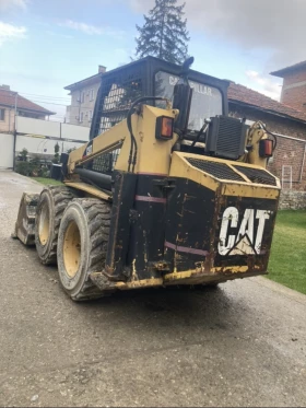 Мини челни товарачи Cat 216B РЕГИСТРИРАН - изображение 1