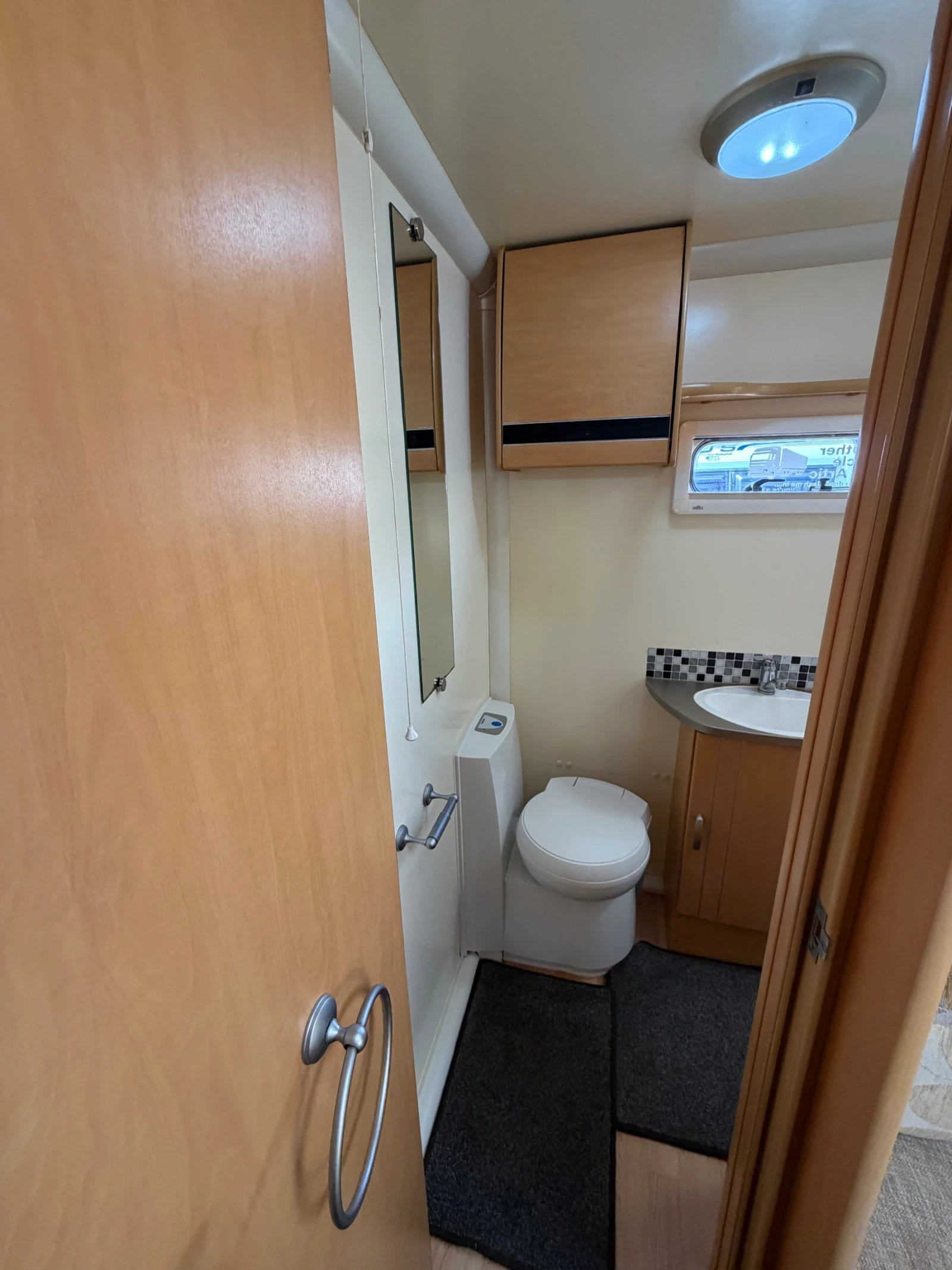 Каравана Tabbert BAILEY OLYMPUS-Al-Tech-Bodyshell/MOVER/СОЛАР/ТЕНТА, снимка 9 - Каравани и кемпери - 53979074