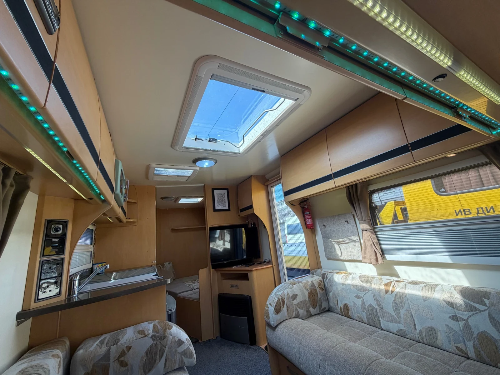 Каравана Tabbert BAILEY OLYMPUS-Al-Tech-Bodyshell/MOVER/СОЛАР/ТЕНТА, снимка 5 - Каравани и кемпери - 53979074